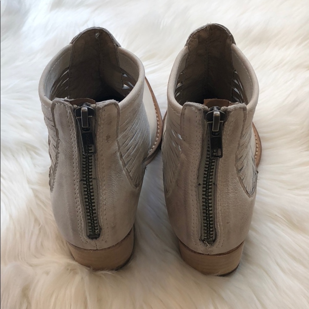 Cream Woven Cut Out Side Leather Boots - Picture 4 of 7
